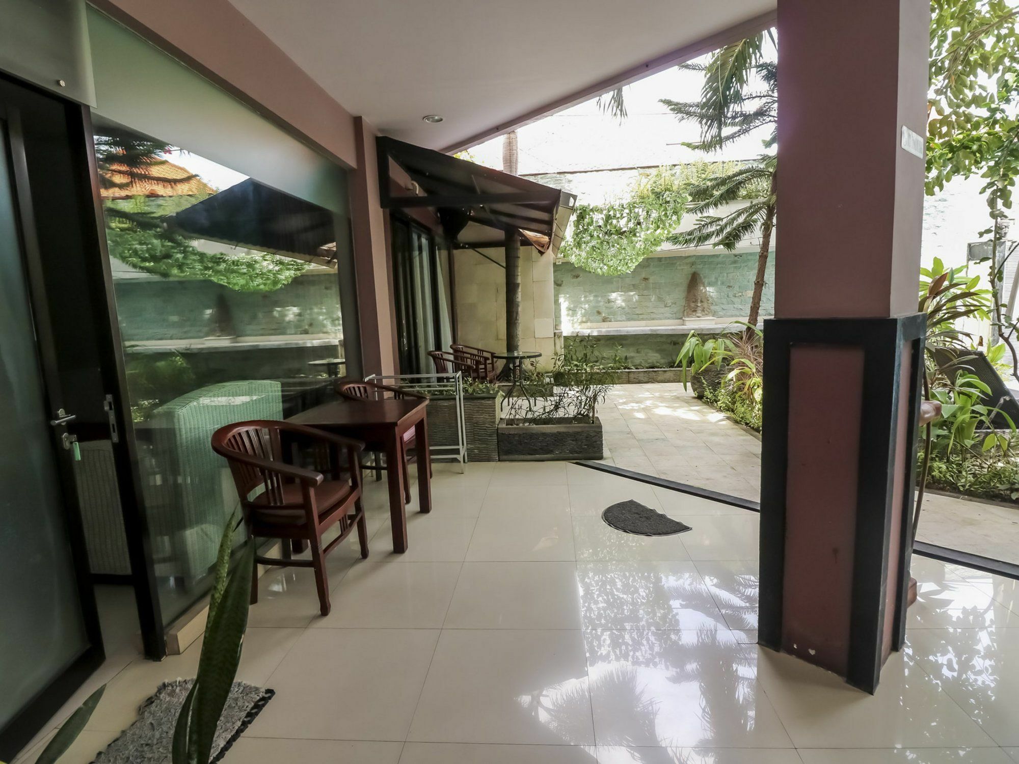 Hotel Nida Pantai Berawa Discovery Mall